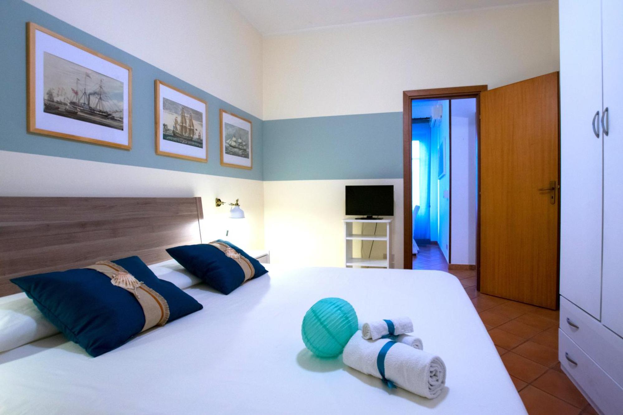 Palermo Mare Holidays Sferracavallo Rom bilde