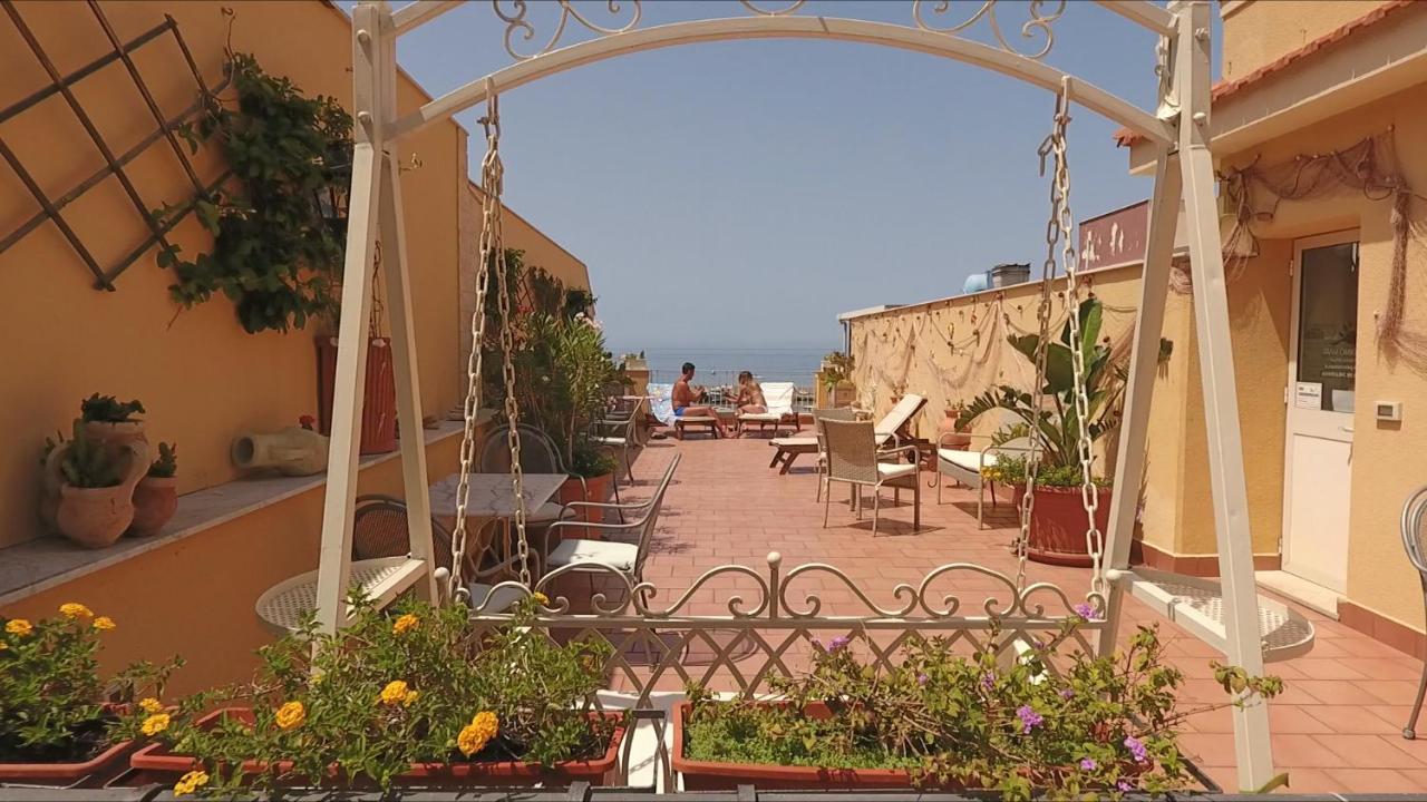 Palermo Mare Holidays Sferracavallo Eksteriør bilde